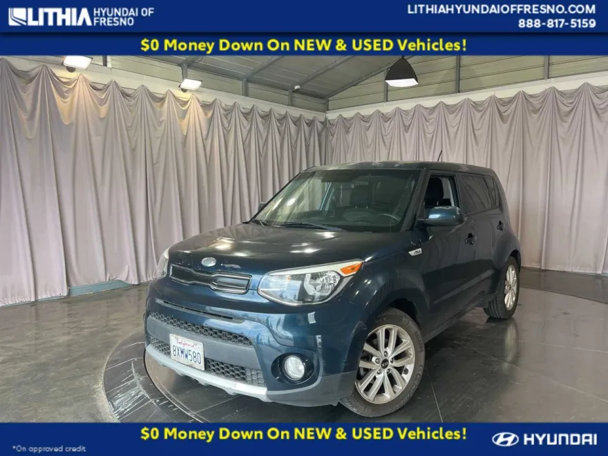 2017 Kia Soul Plus photo 1
