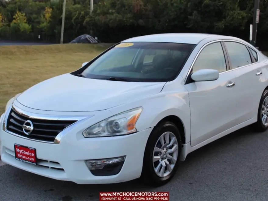 2015 Nissan Altima 2.5 photo 1