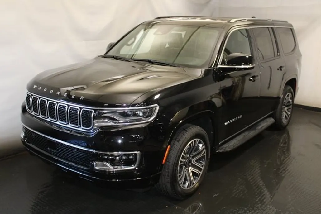 2025 Jeep Wagoneer photo 1