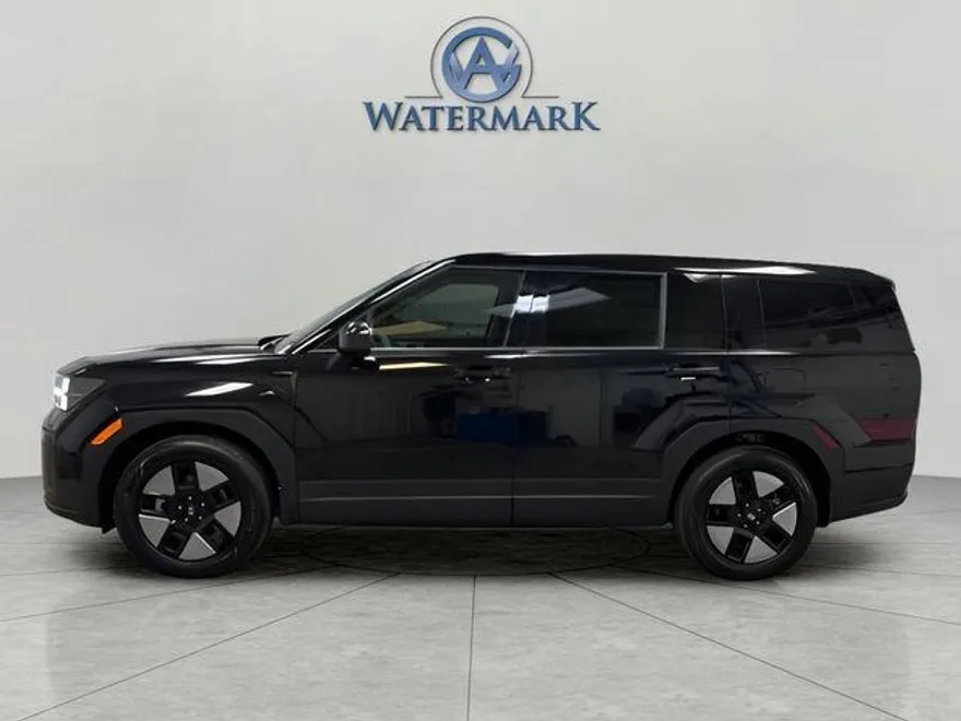 2026 Hyundai Santa Fe SE photo 1