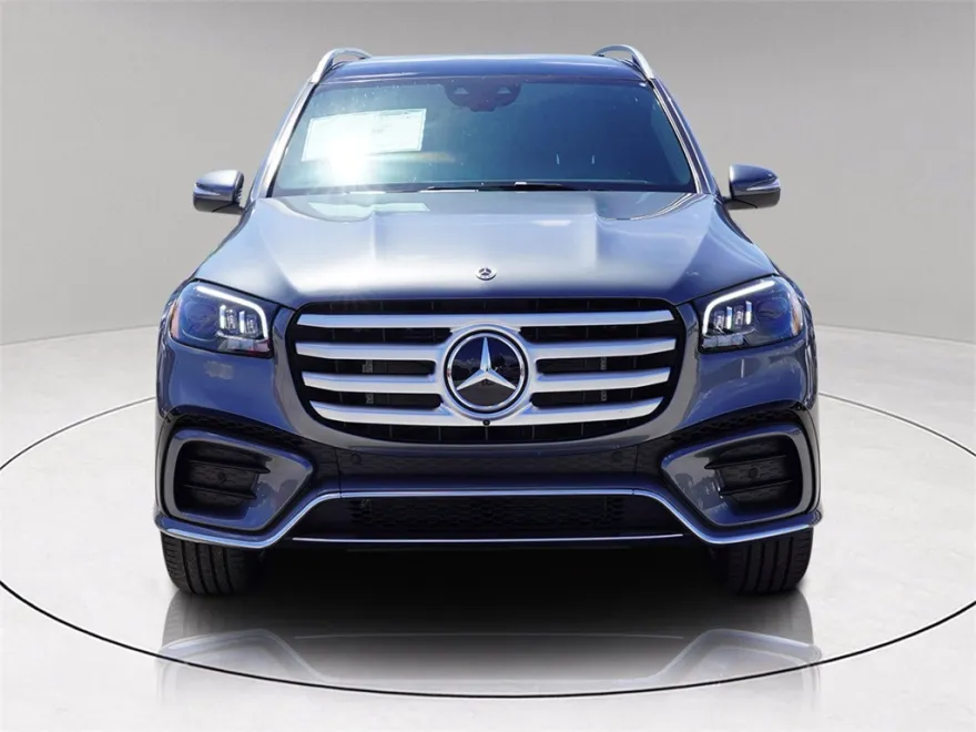 2026 Mercedes Benz GLS 450 4MATIC photo 1