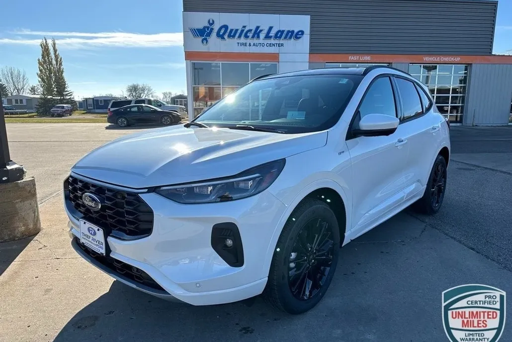 2025 Ford Escape ST-Line Elite photo 1