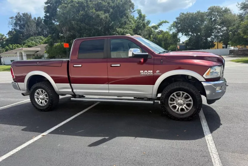 2016 Ram 3500 Laramie photo 1