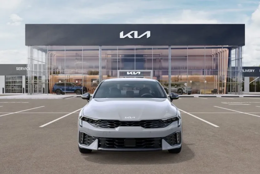 2026 Kia K5 GT-Line photo 1