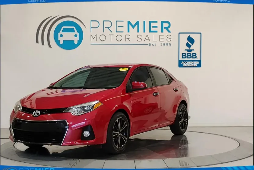 2016 Toyota Corolla LE photo 1