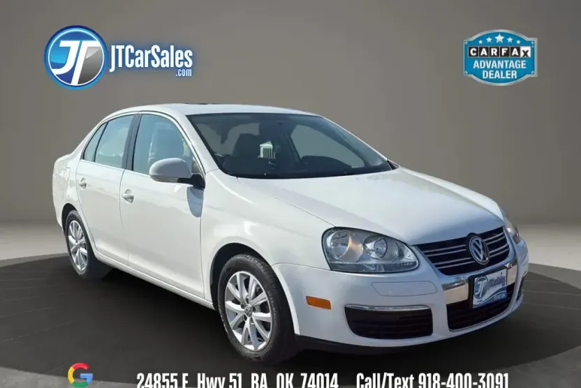 2010 Volkswagen Jetta SEL photo 1