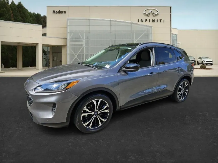 2021 Ford Escape SE photo 1
