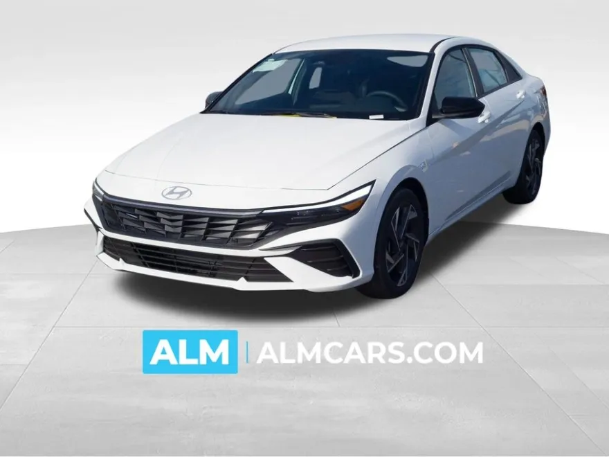 2025 Hyundai Elantra SEL Sport photo 1