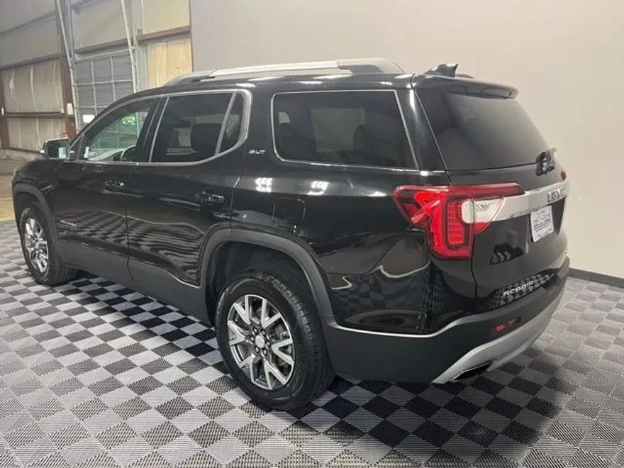 2023 Gmc Acadia SLT photo 1