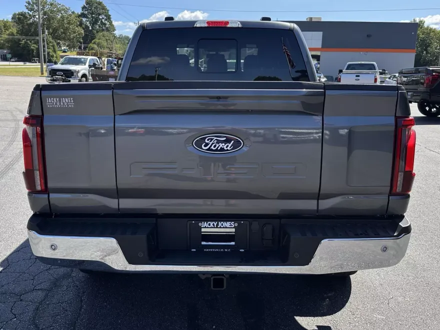 2025 Ford F-150 Lariat photo 1