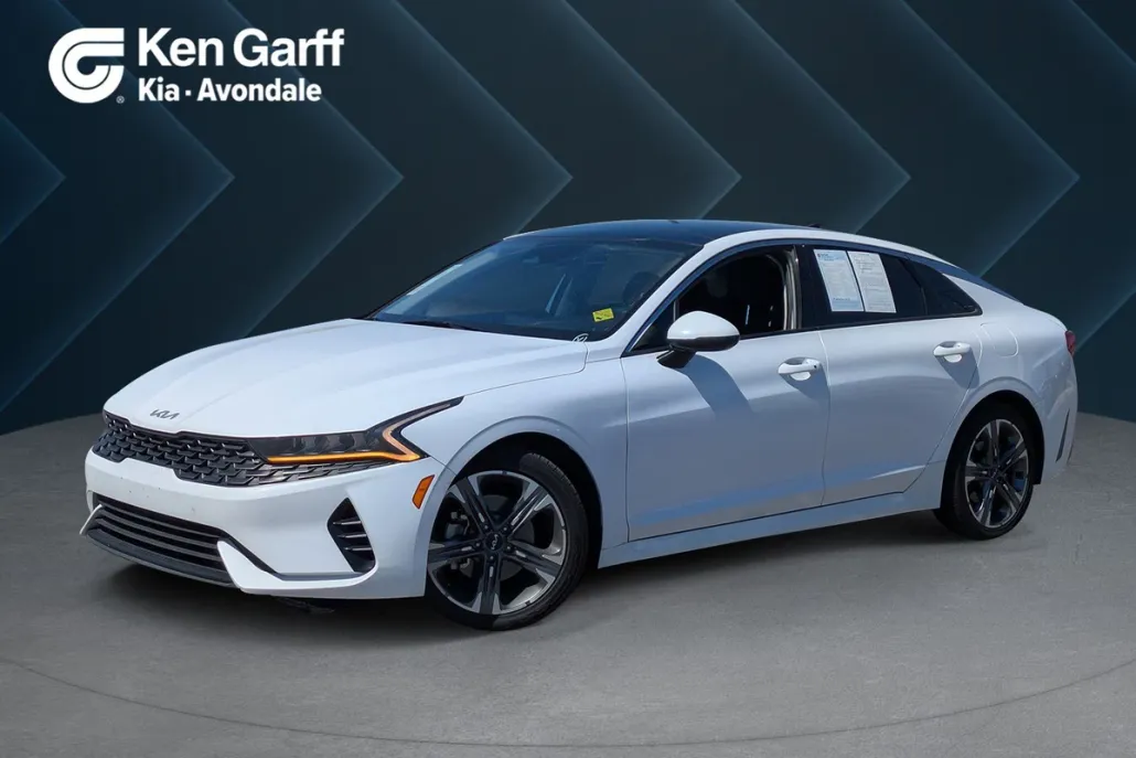 2022 Kia K5 EX photo 1