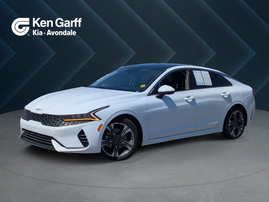 2022 Kia K5 EX photo 1