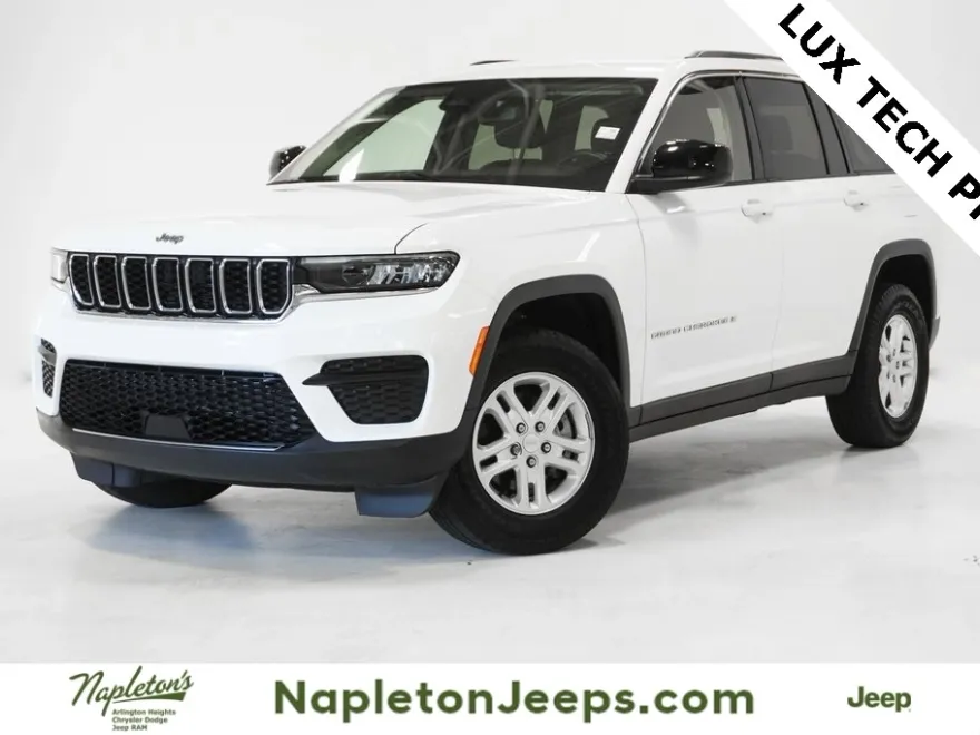 2022 Jeep Grand Cherokee Laredo photo 1