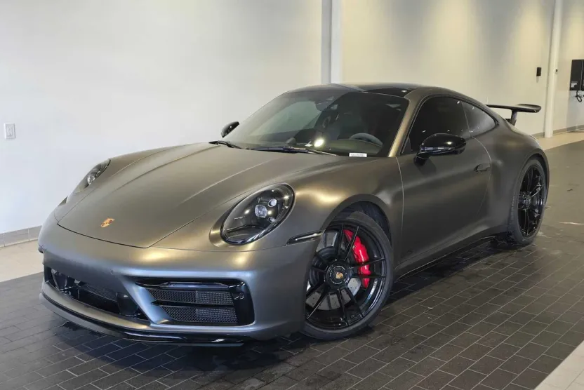 2024 Porsche 911 GTS photo 1