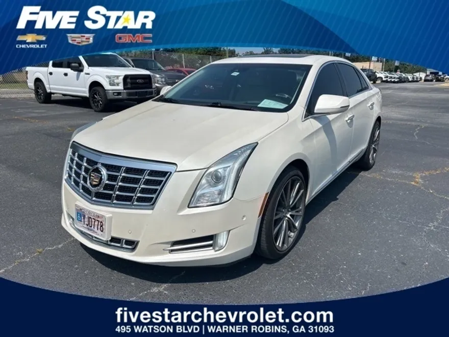 2015 Cadillac XTS Premium photo 1