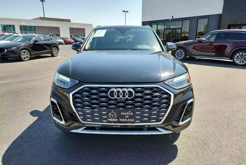2024 Audi Q5 45 S line Premium photo 1