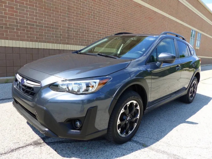 2023 Subaru Crosstrek Premium photo 1