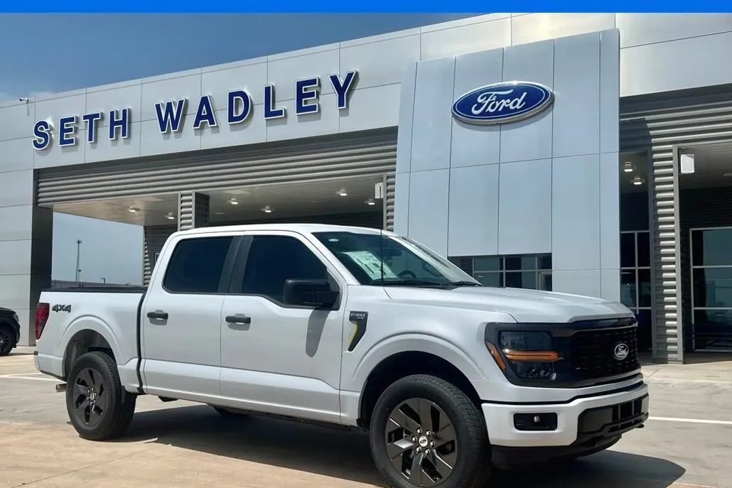 2025 Ford F-150 STX photo 1