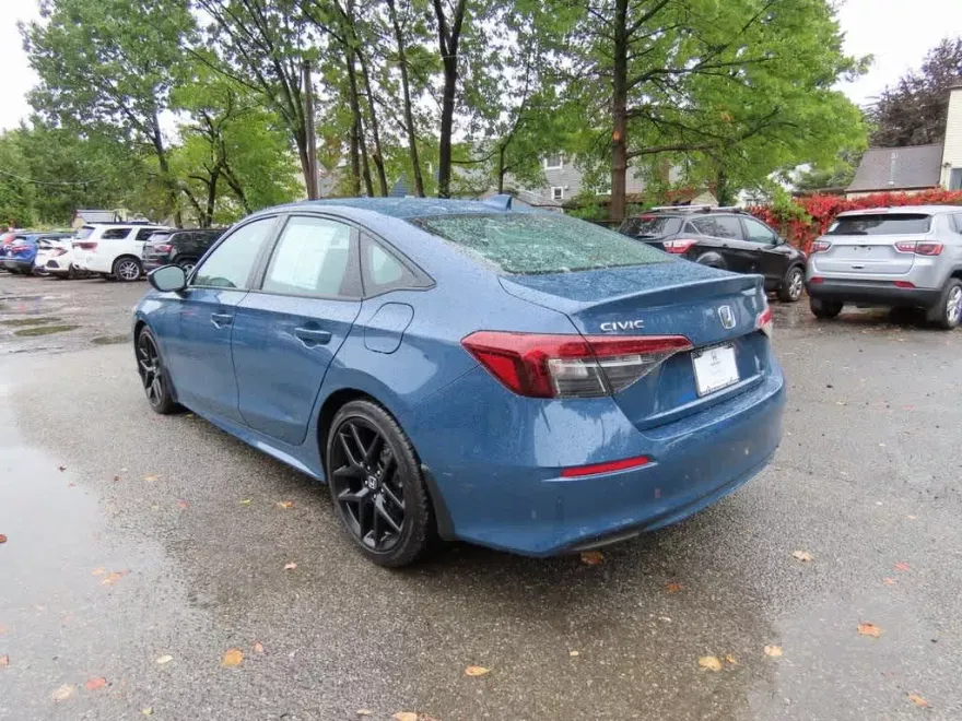 2025 Honda Civic Sport photo 1