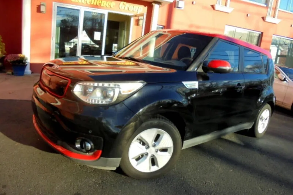2015 Kia Soul EV photo 1