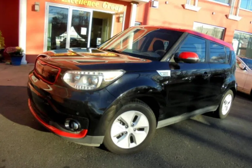 2015 Kia Soul EV photo 1