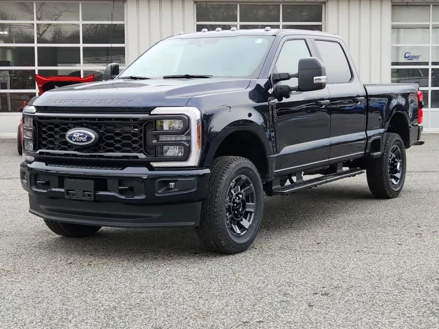 2025 Ford F-250 XL photo 1