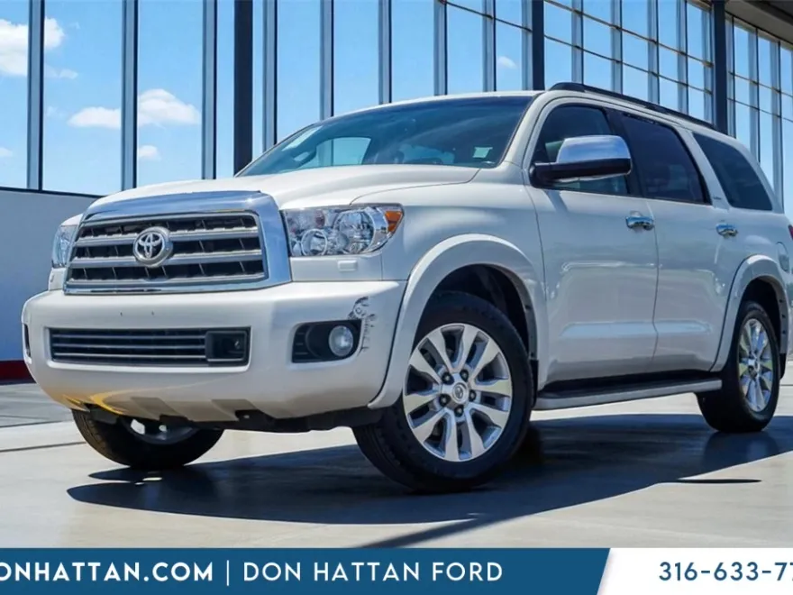 2015 Toyota Sequoia Platinum photo 1