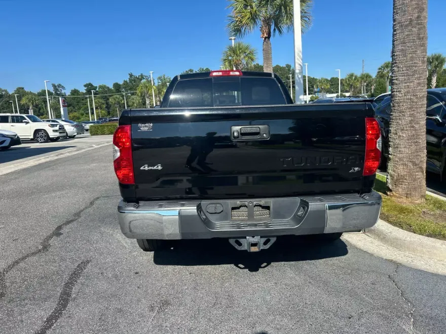 2015 Toyota Tundra SR5 Grade photo 1