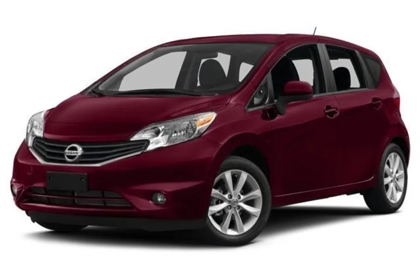 2016 Nissan Versa Note SV photo 1