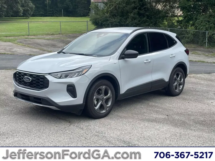 2025 Ford Escape ST-Line photo 1