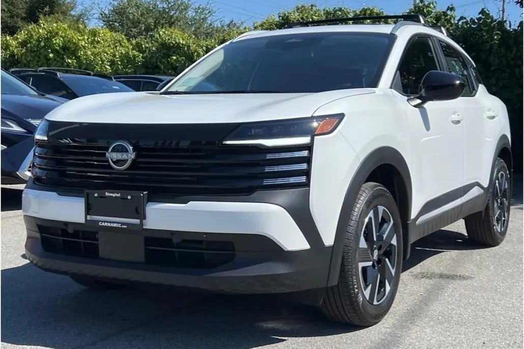 2026 Nissan Kicks SV photo 1