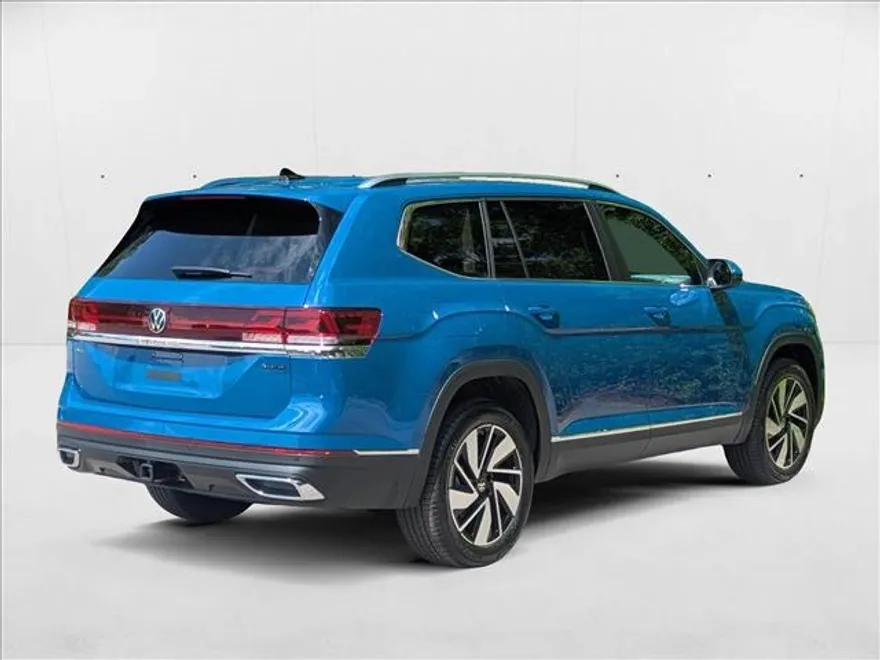 2025 Volkswagen Atlas SEL photo 1
