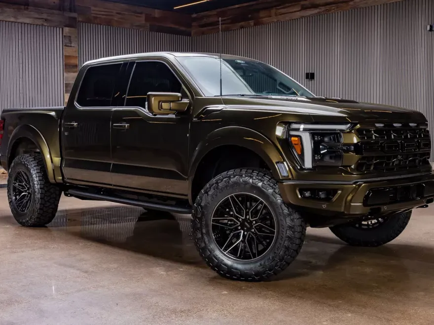 2025 Ford F-150 Raptor photo 1