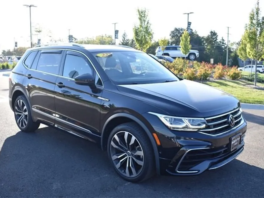 2022 Volkswagen Tiguan SEL Premium R-Line photo 1