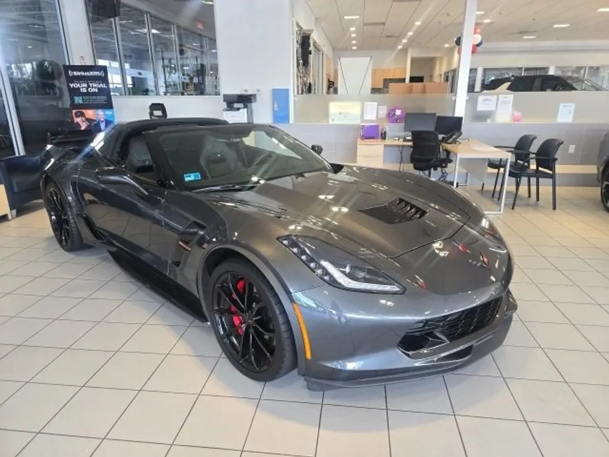 2017 Chevrolet Corvette Grand Sport 2LT photo 1