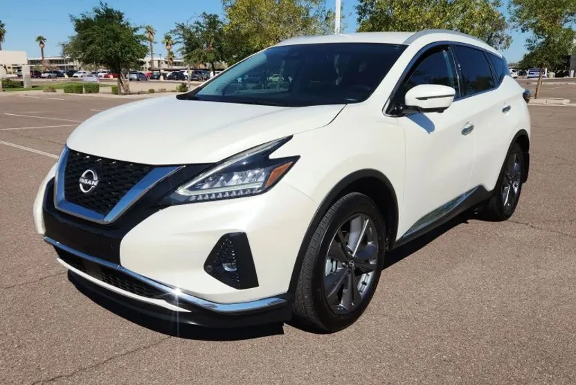 2023 Nissan Murano SL photo 1