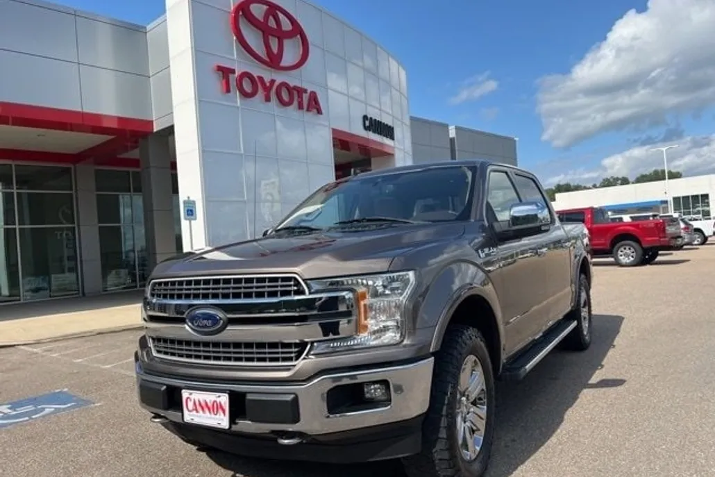 2019 Ford F-150 Lariat photo 1
