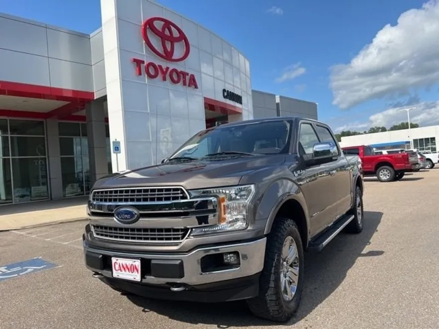 2019 Ford F-150 Lariat photo 1