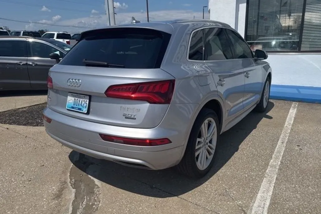 2018 Audi Q5 2.0T Premium photo 1