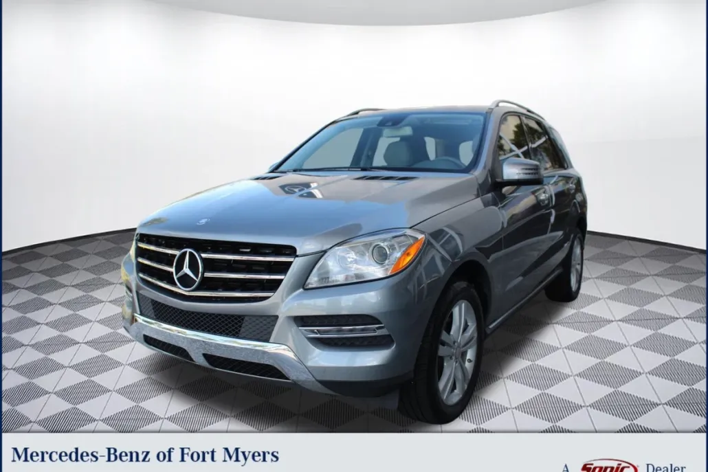2015 Mercedes Benz ML 350 photo 1