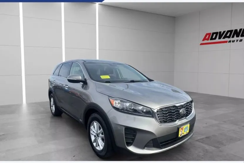 2019 Kia Sorento LX photo 1