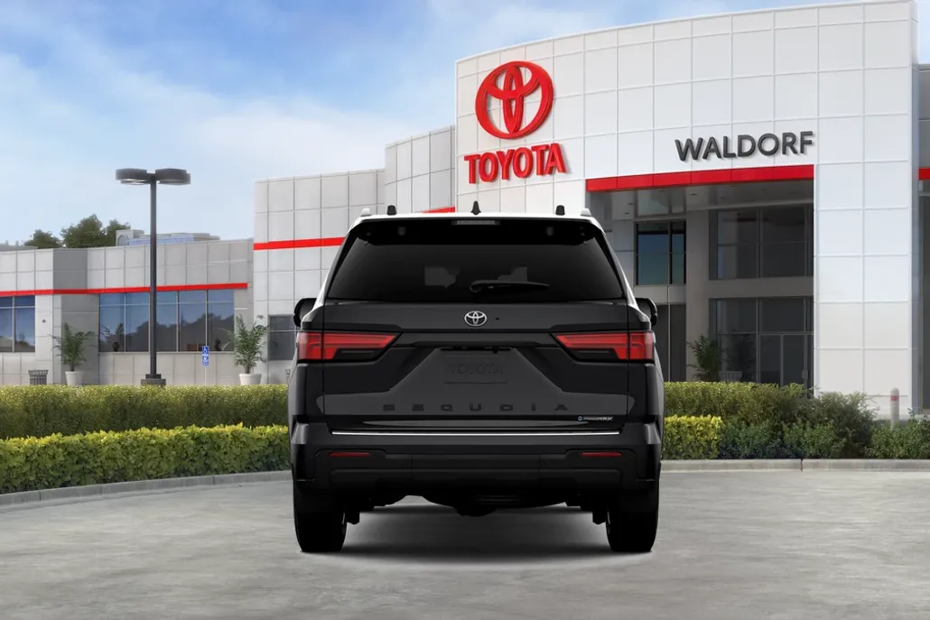 2026 Toyota Sequoia Platinum photo 1