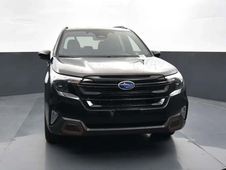 2025 Subaru Forester Sport photo 1