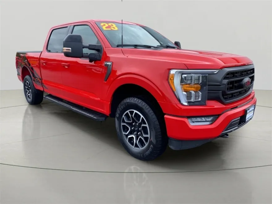 2023 Ford F-150 XLT photo 1
