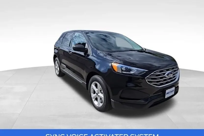 2022 Ford Edge SE photo 1