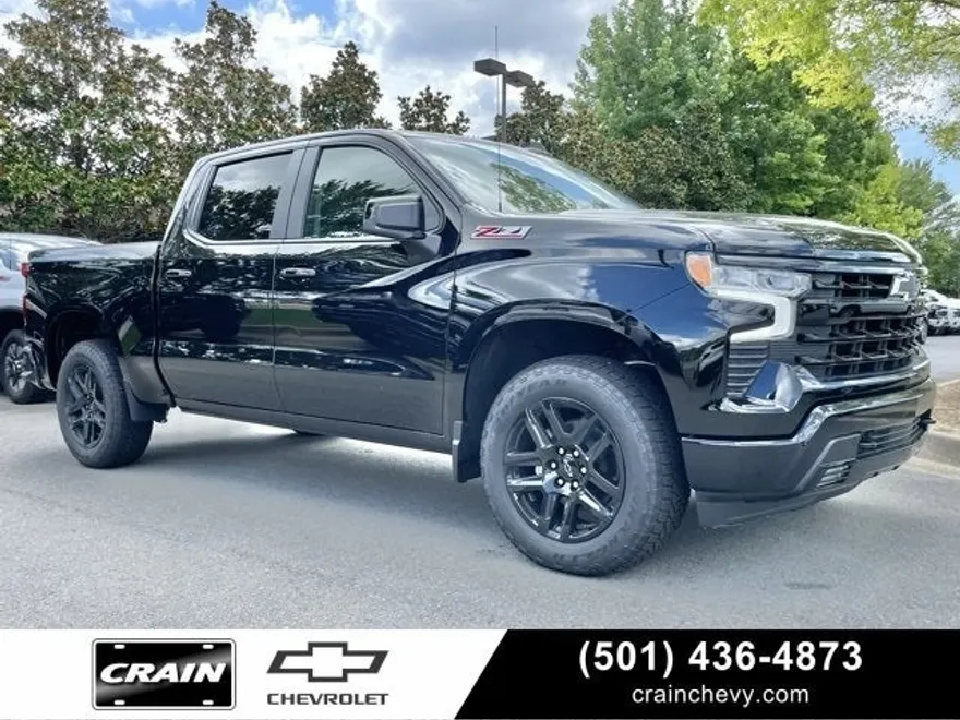 2025 Chevrolet Silverado 1500 RST photo 1