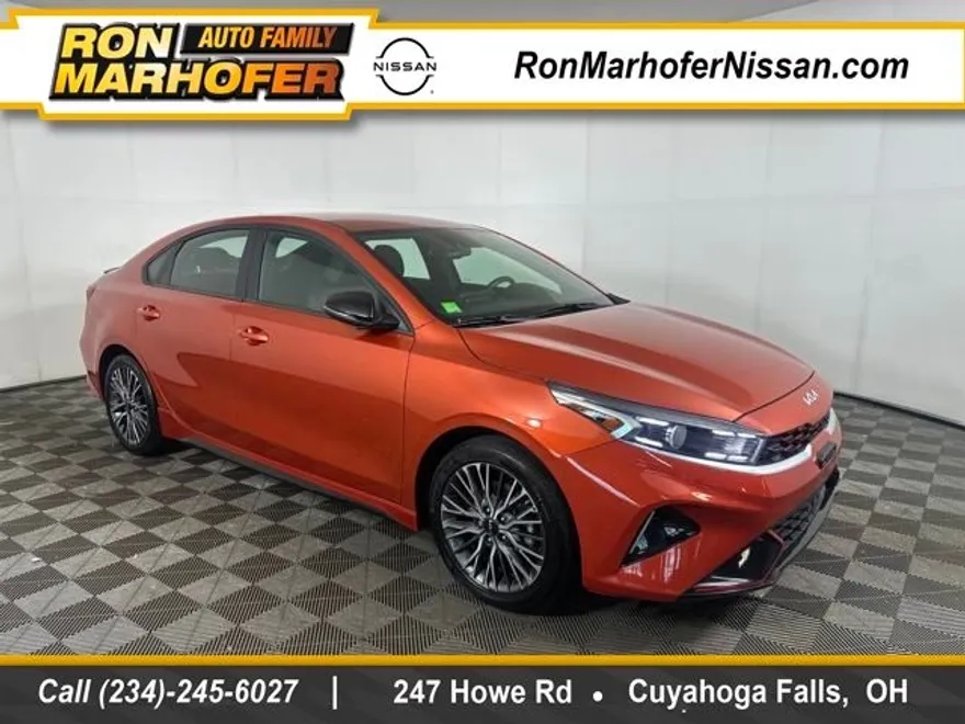 2023 Kia Forte GT-Line photo 1