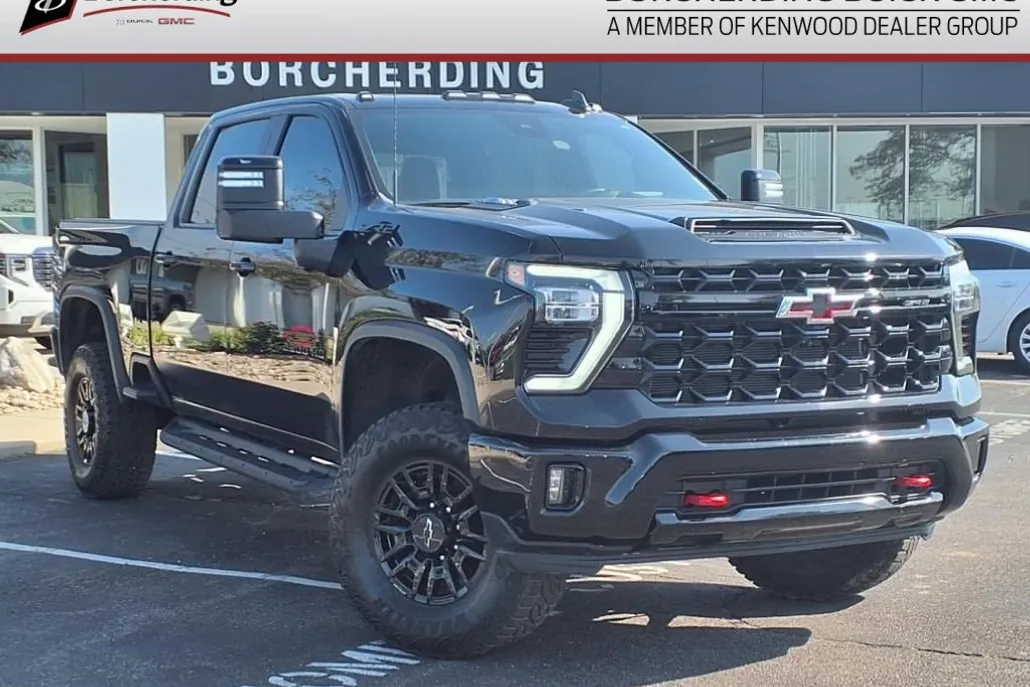 2024 Chevrolet Silverado 2500HD ZR2 photo 1