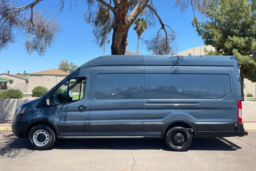 2019 Ford Transit Van photo 1