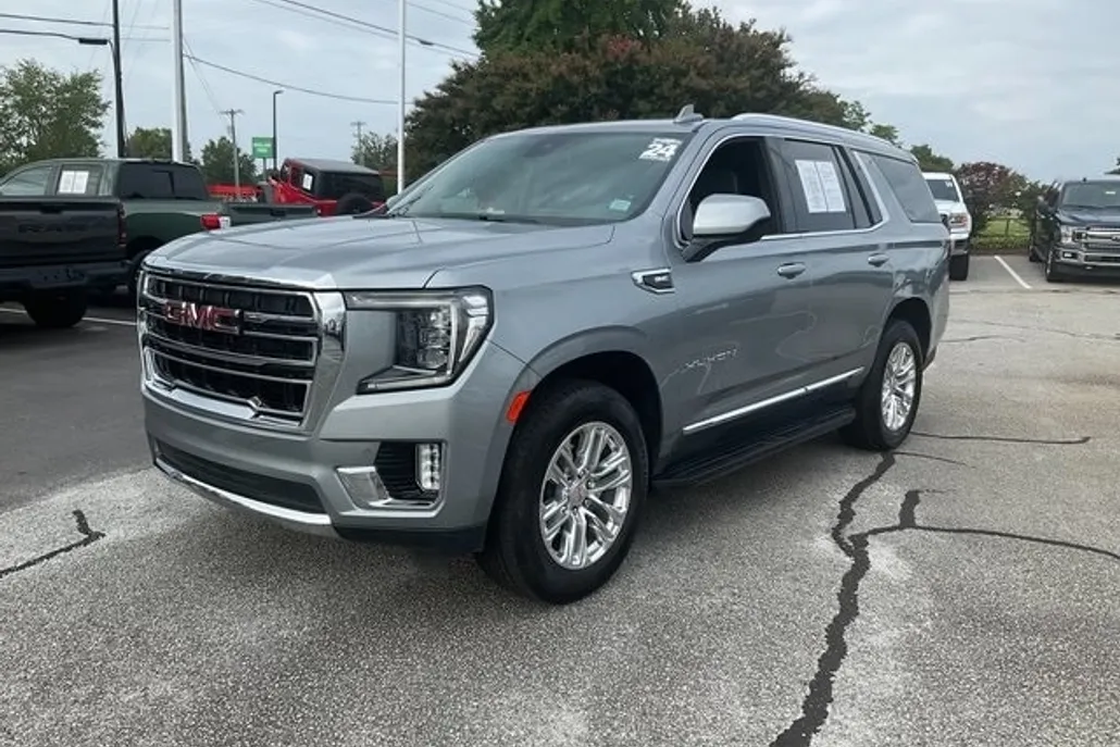 2024 Gmc Yukon SLT photo 1